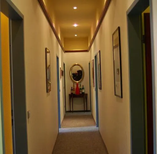 Borcharding Mesum Hotel